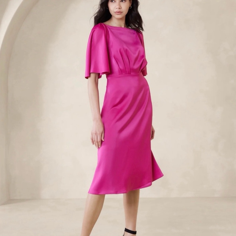 Banana Republic Fuchsia Satin Midi Dress – Size 10 – Worn Once